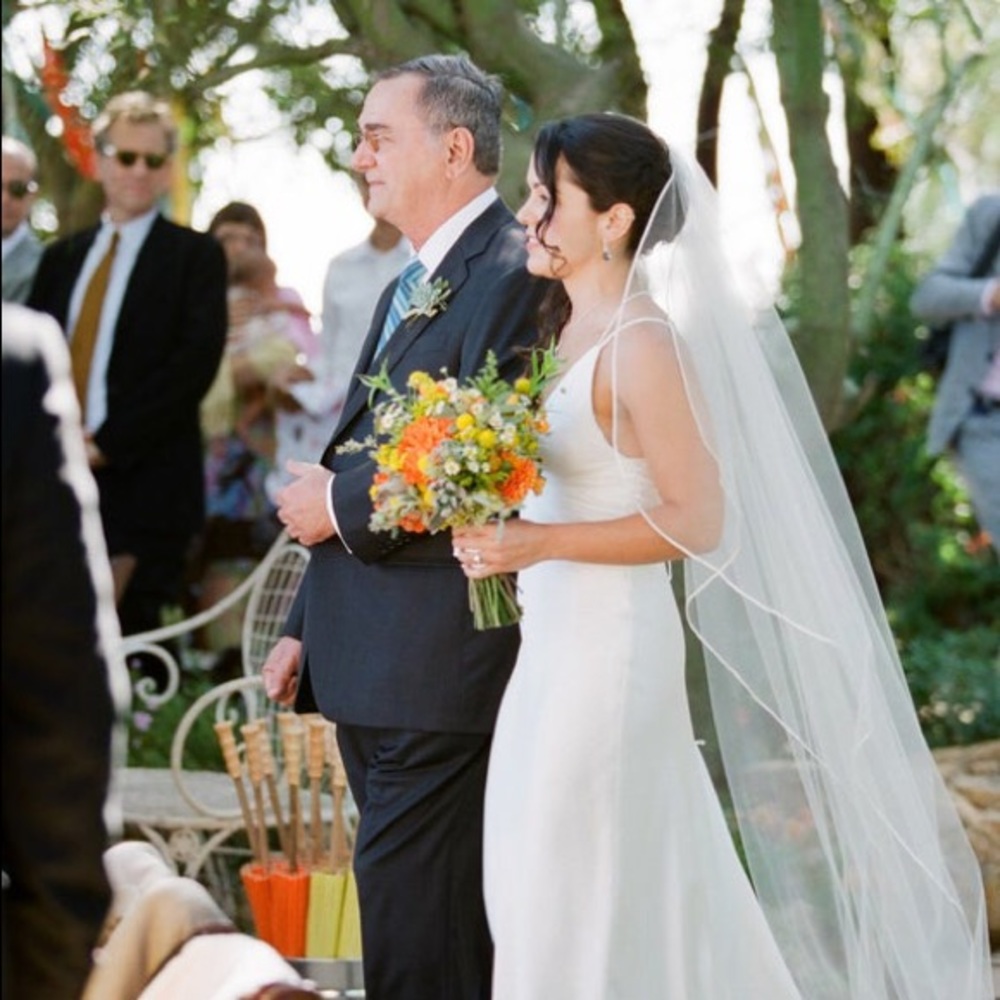 Cathedral veil satin trim